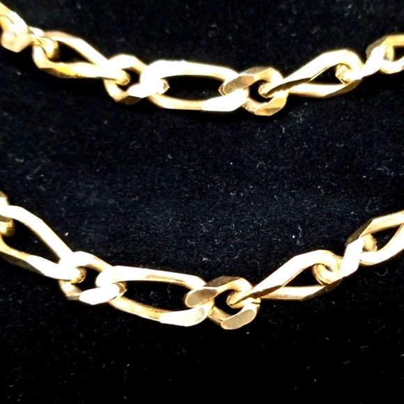 Vintage MONET Goldtone Metal Link Long Chain Necklace - Picture 10 of 13